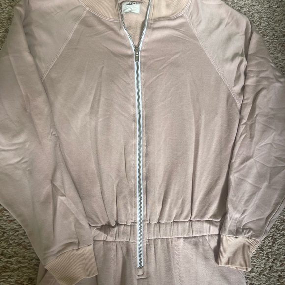 Jumpsuit - Picture 5 of 7